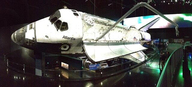 02 - Atlantis in all her glory