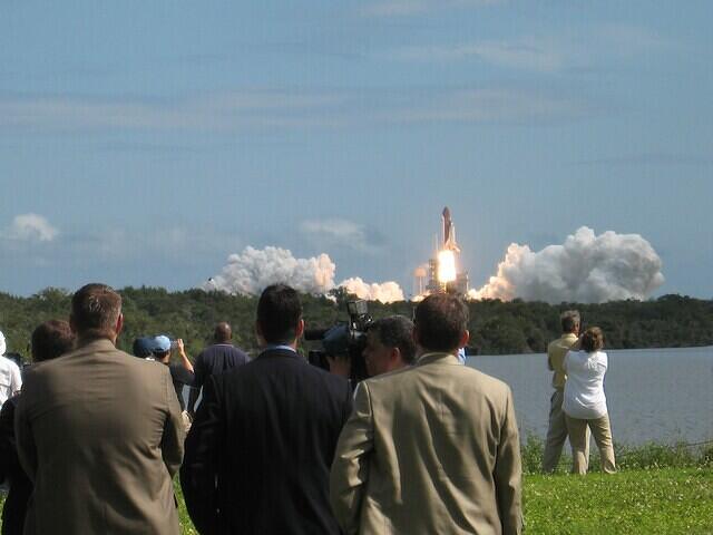 02-STS120Launch