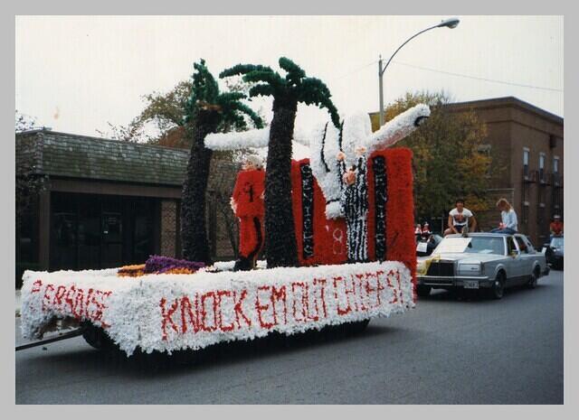 Senior Float - from Jenny Barrick private photo collection