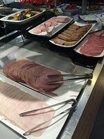 05-breakfast meats