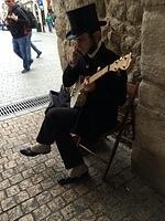 12-street performers