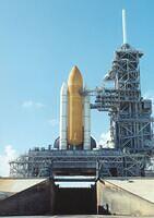 12-SpaceShuttleOnPadWithFlameTrench