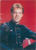 1987-09-Portrait-Kurt12thGradeAge17-SchoolYear1987-1988
